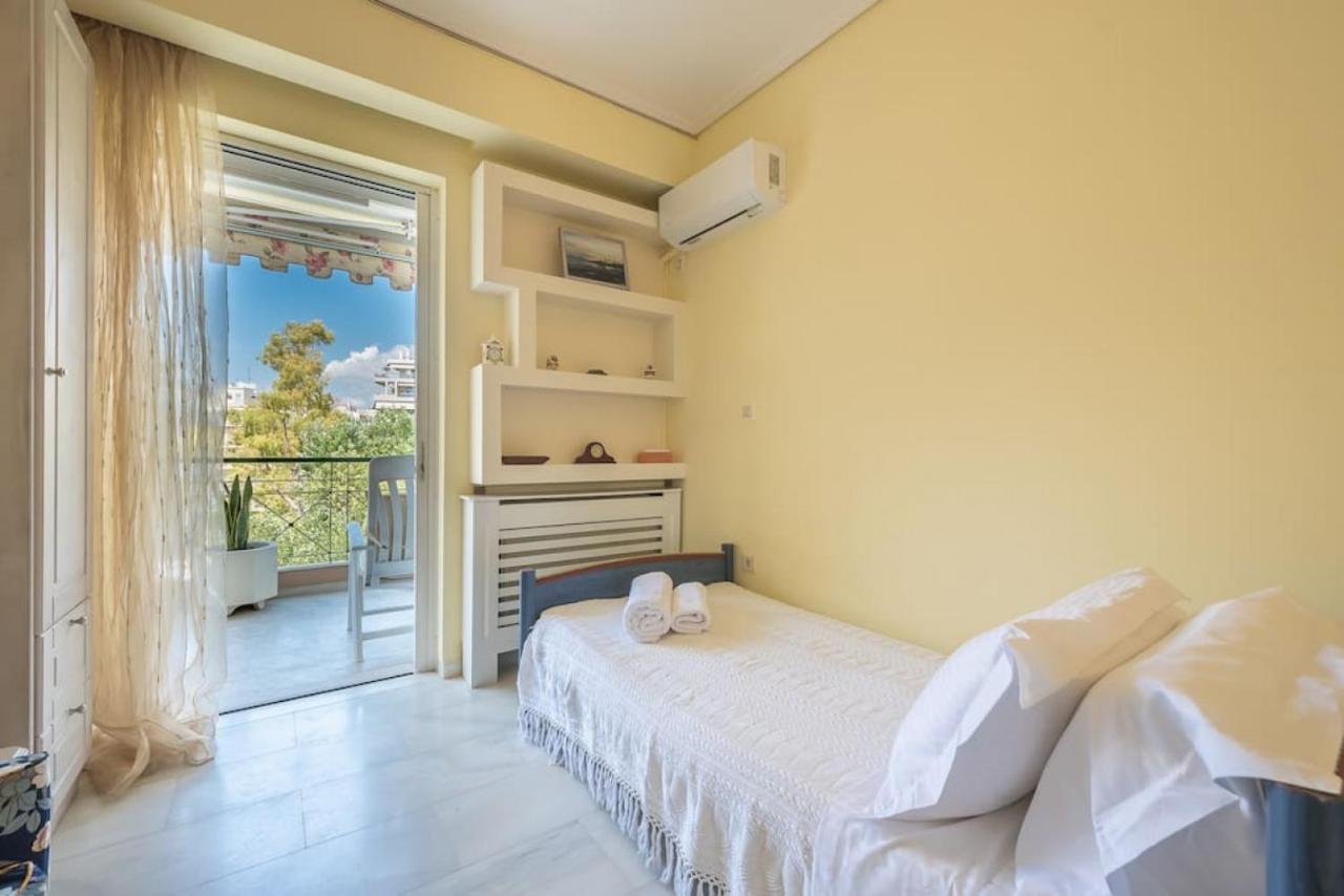 Central 3Br Apartment Next To Panormou Metro! Athen Exterior foto