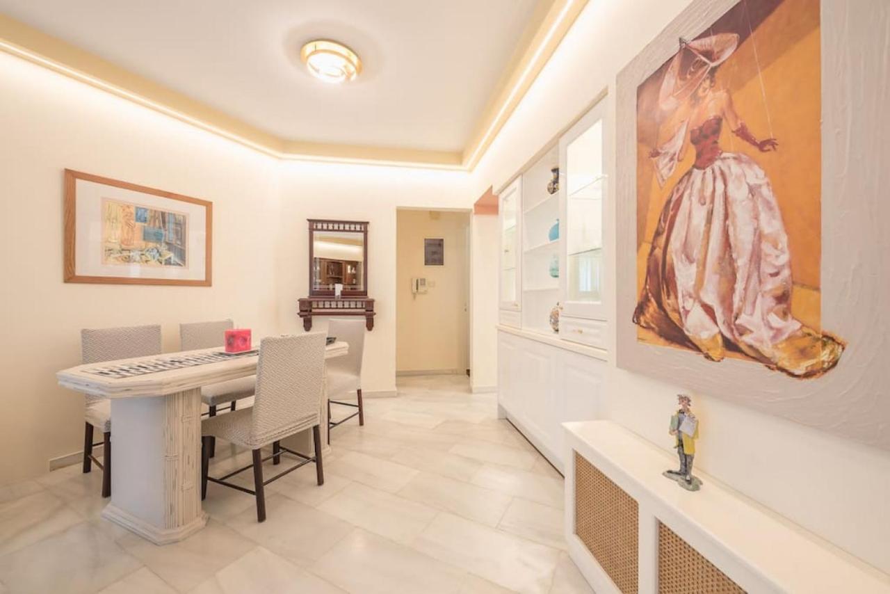 Central 3Br Apartment Next To Panormou Metro! Athen Exterior foto