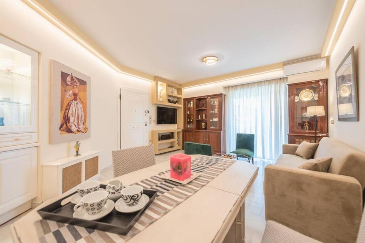 Central 3Br Apartment Next To Panormou Metro! Athen Exterior foto