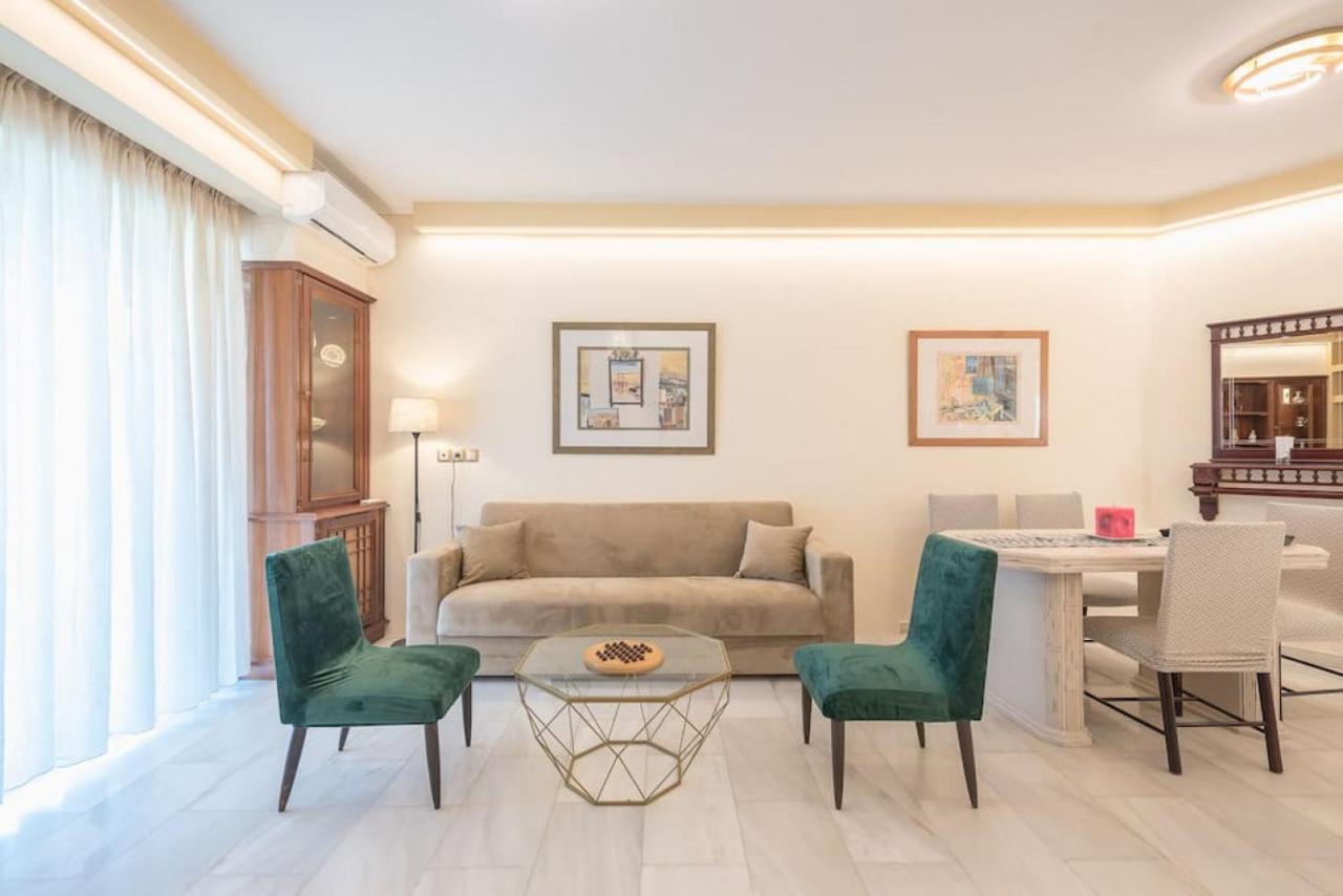 Central 3Br Apartment Next To Panormou Metro! Athen Exterior foto